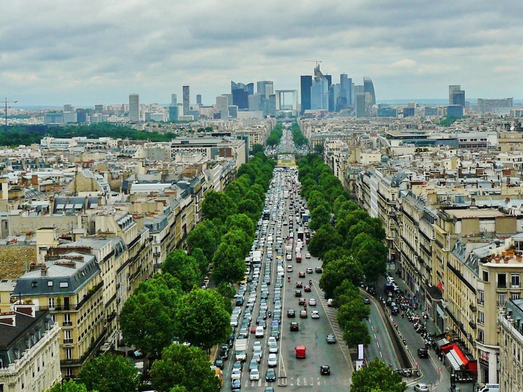 Lack of awareness over French driving rules could cost UK drivers